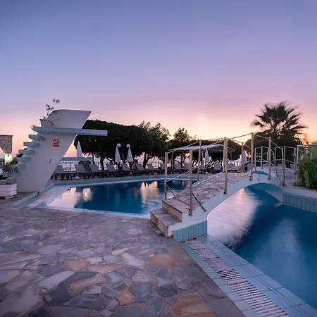 Hotel Porto Iliessa 4*