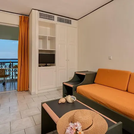 Hotel Porto Iliessa 4*